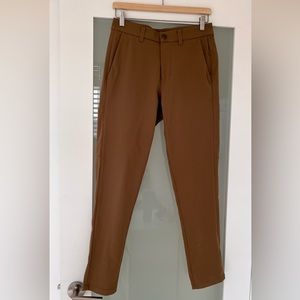 lululemon Commission pant slim